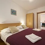 Appartamento With Parking Space Slatine - Ciovo - 25145 *