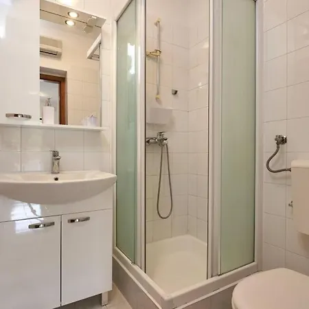 Apartman With Parking Space Slatine - Ciovo - 25145 *