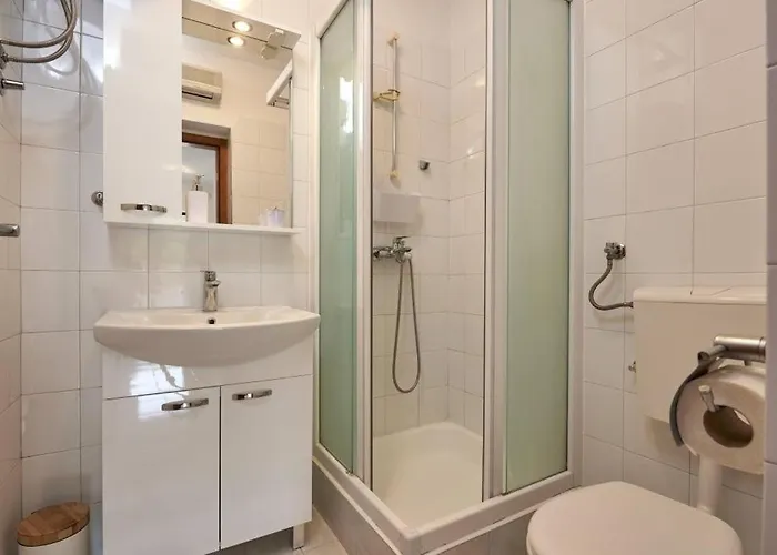Appartement With Parking Space Slatine - Ciovo - 25145 *