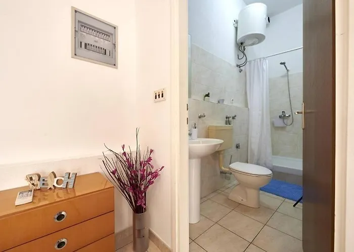 With Parking Space Slatine - Ciovo - 25145 Appartement