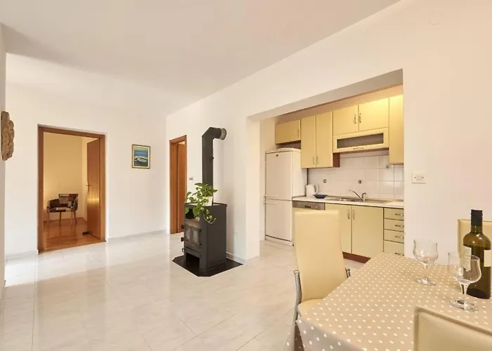 With Parking Space Slatine - Ciovo - 25145