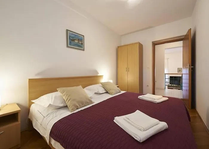 Appartement With Parking Space Slatine - Ciovo - 25145 *